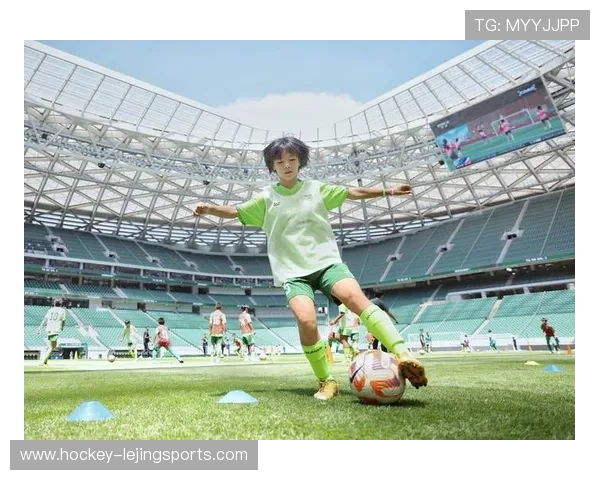 追寻绿茵梦想足球星之路上少年热血与荣耀的成长故事